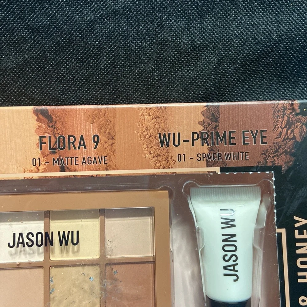 Jason Wu Holiday Milk & Honey Holiday Set